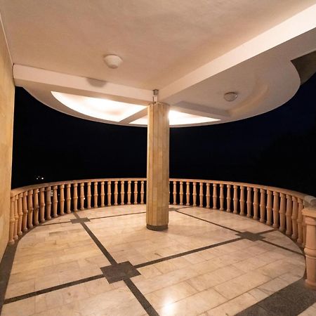 Резиденция Президента В Мюссере Myussera Exterior foto