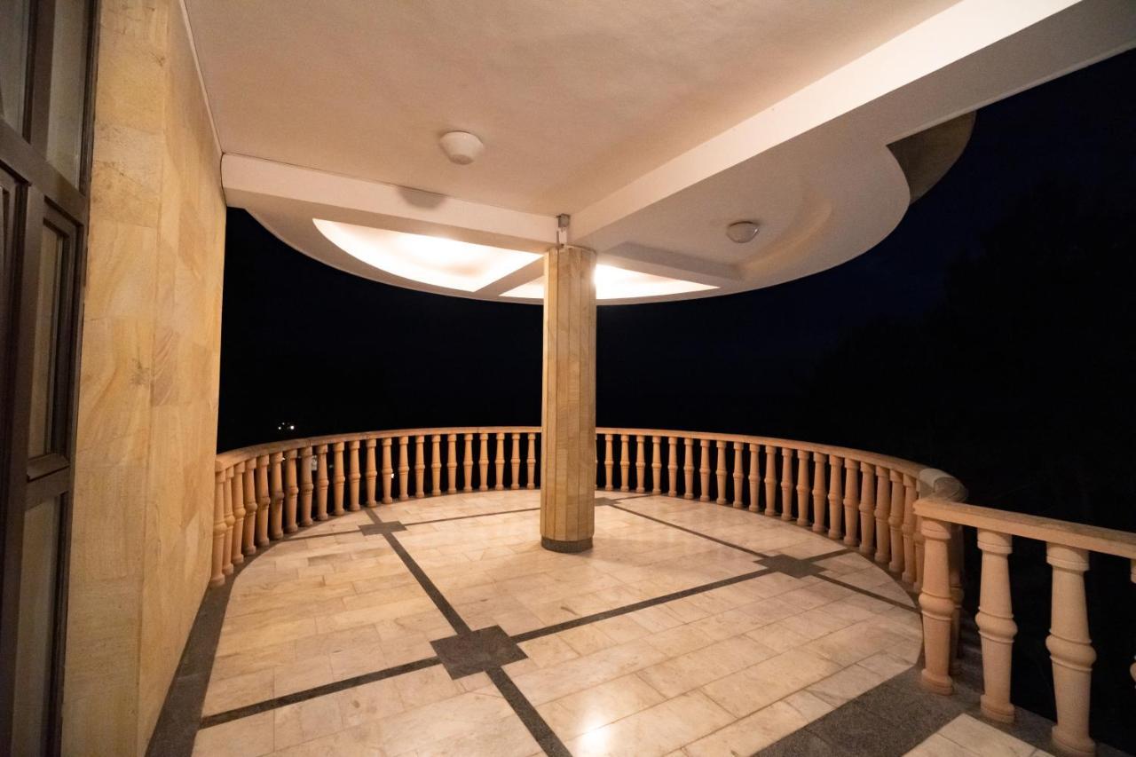 Резиденция Президента В Мюссере Myussera Exterior foto